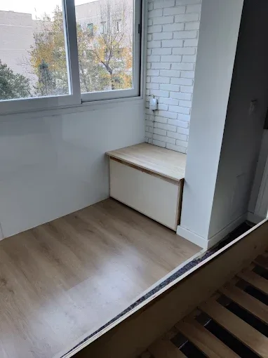Banco arcón a medida para un mirador